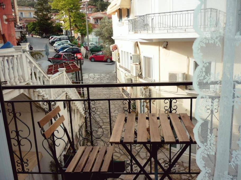 Center Of Parga-John'S House Apartment Exterior photo